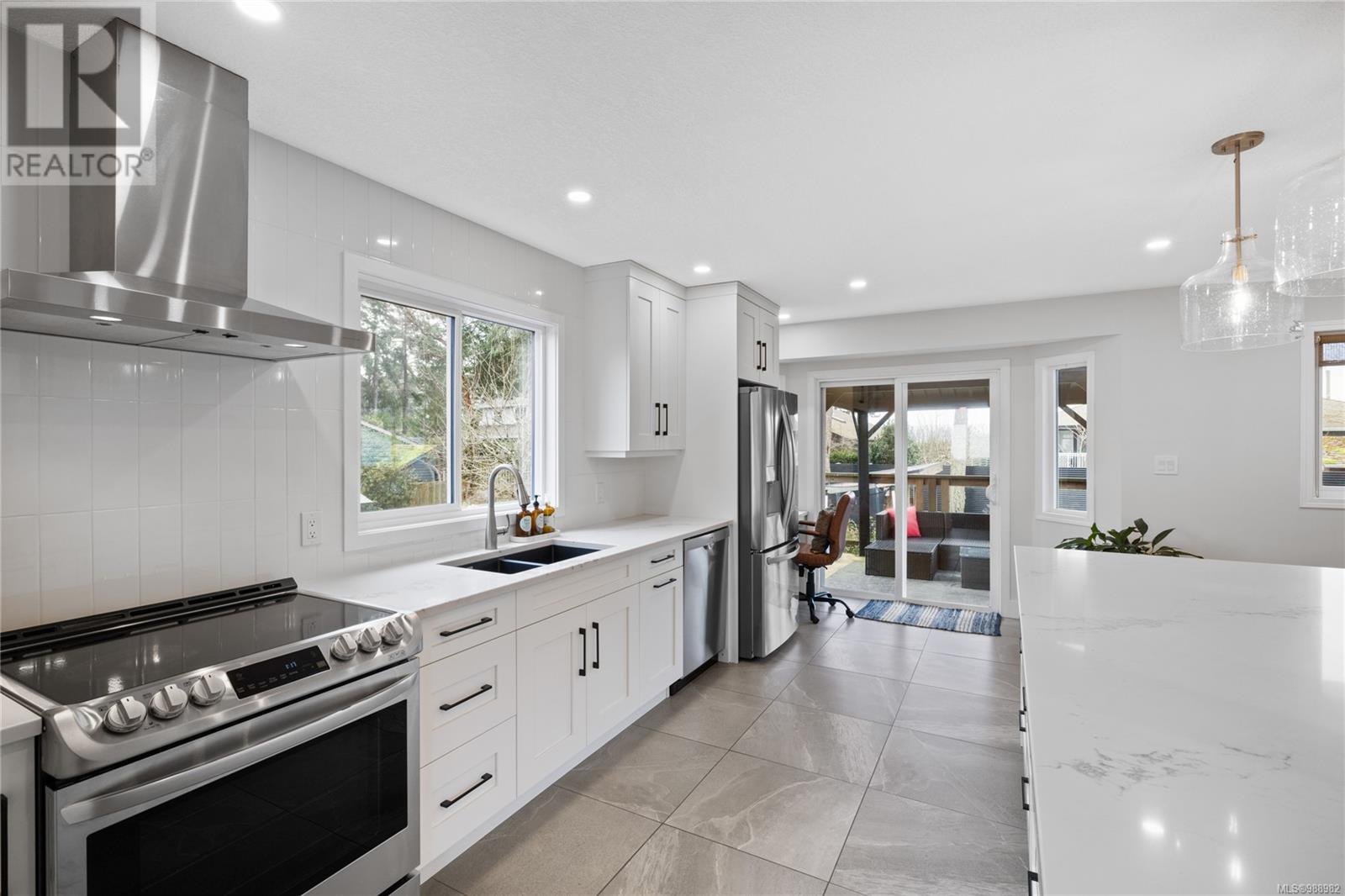 1401 Pilot Way, Nanoose Bay