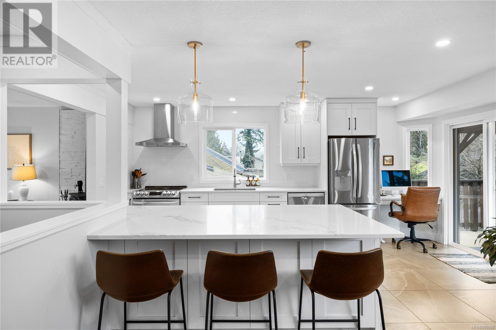 1401 Pilot Way, Nanoose Bay
