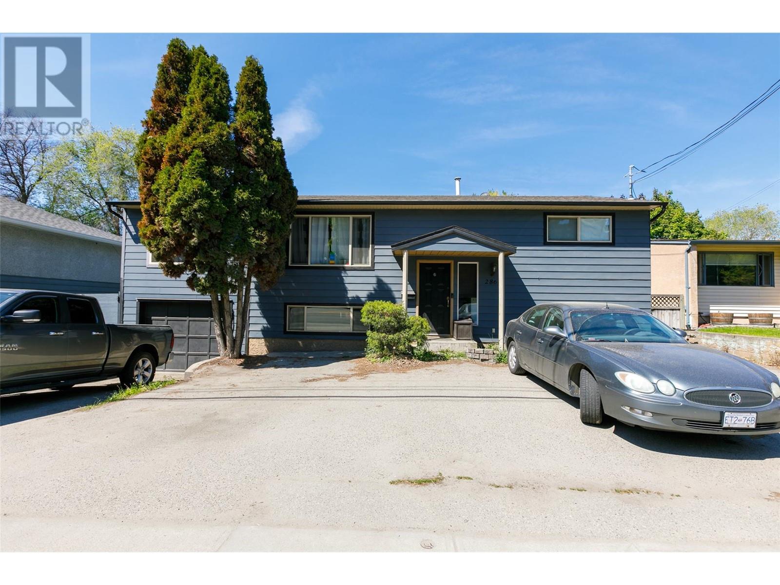  2860 Gordon Drive, Kelowna