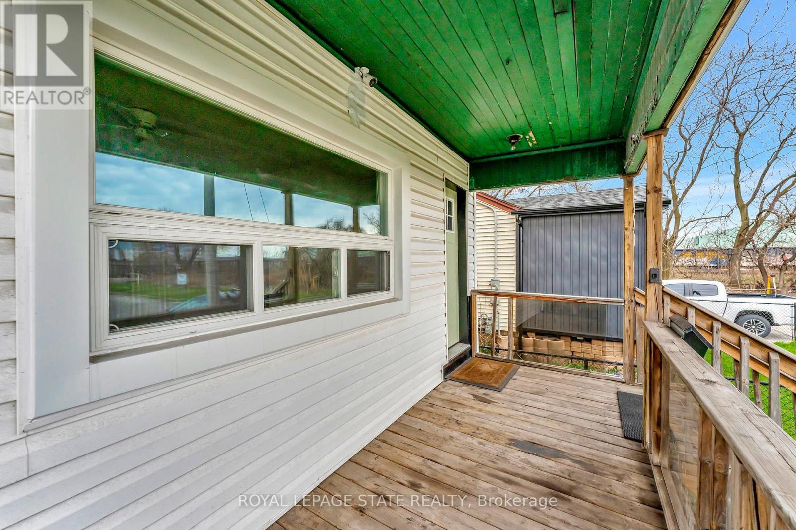 Photo 12 of 401 Strathearne Avenue, Hamilton ON