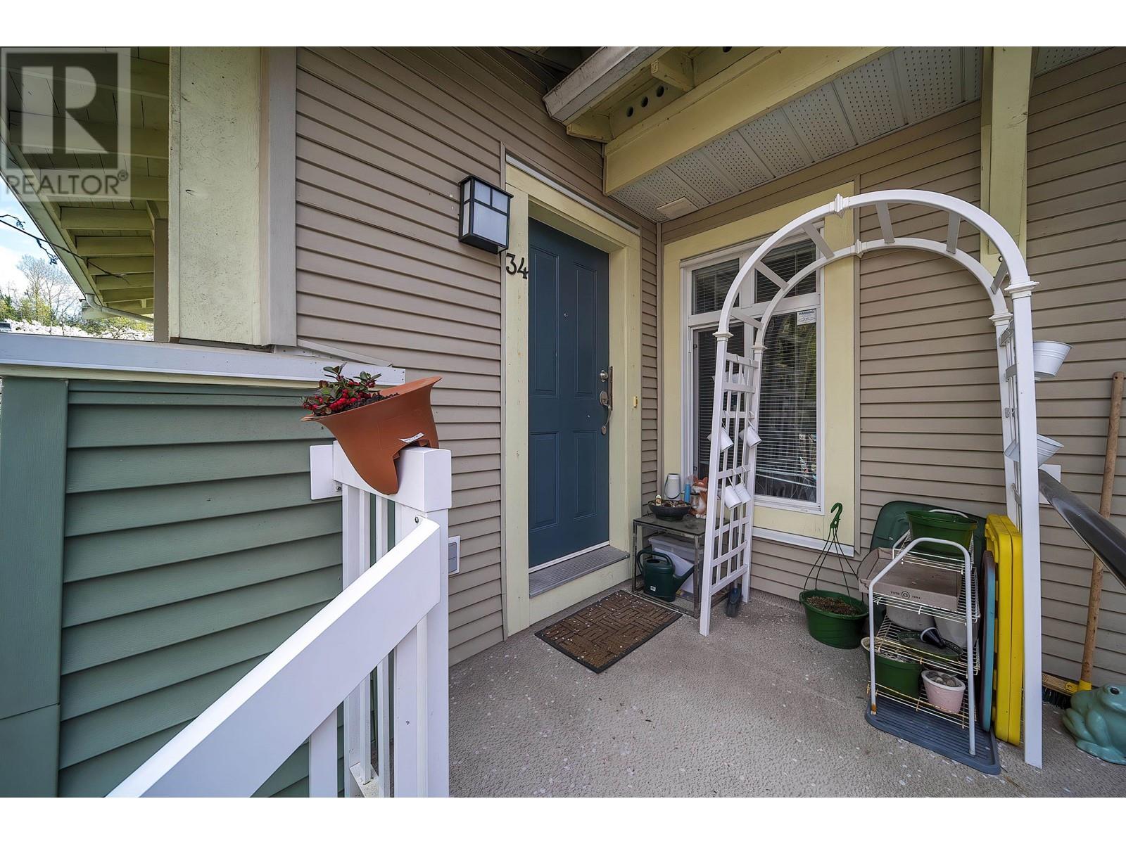 Photo 18 of 34 7428 Southwynde Avenue, Burnaby BC