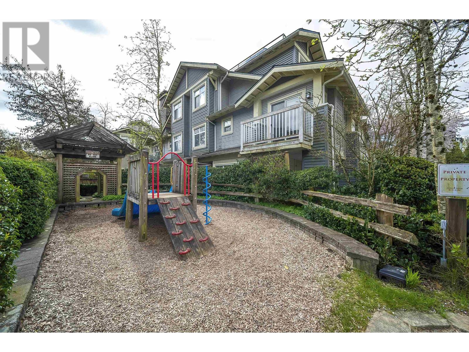 Photo 26 of 34 7428 Southwynde Avenue, Burnaby BC