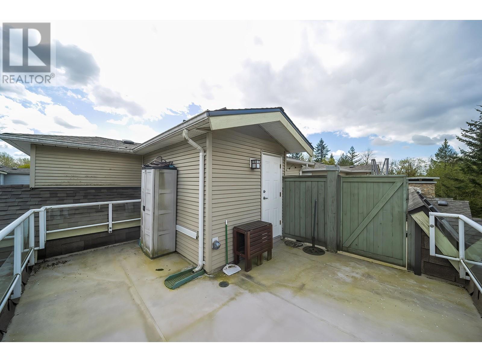 Photo 25 of 34 7428 Southwynde Avenue, Burnaby BC