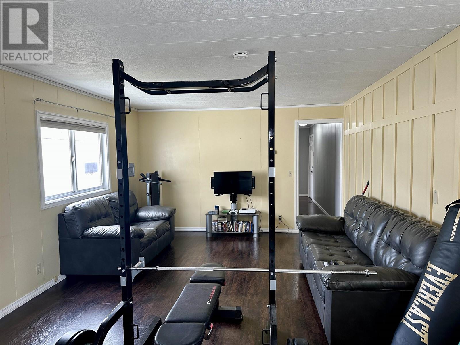 10 2091 W 16 HIGHWAY, Vanderhoof