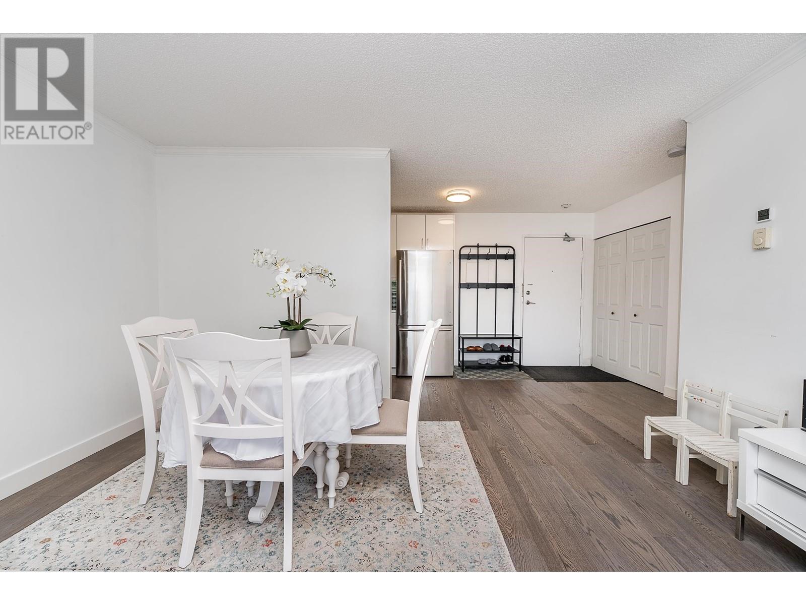307 2055 SUFFOLK AVENUE, Port Coquitlam real estate listing R2993981
