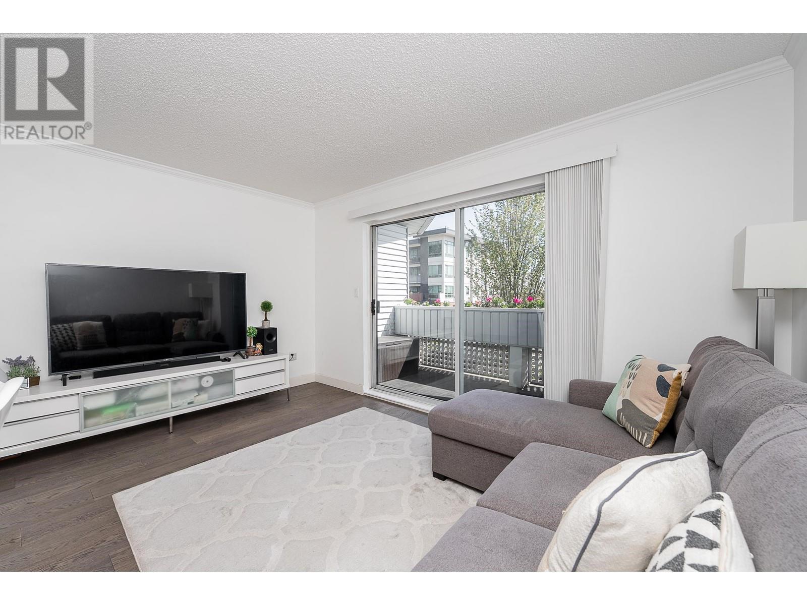 307 2055 SUFFOLK AVENUE, Port Coquitlam real estate listing R2993981