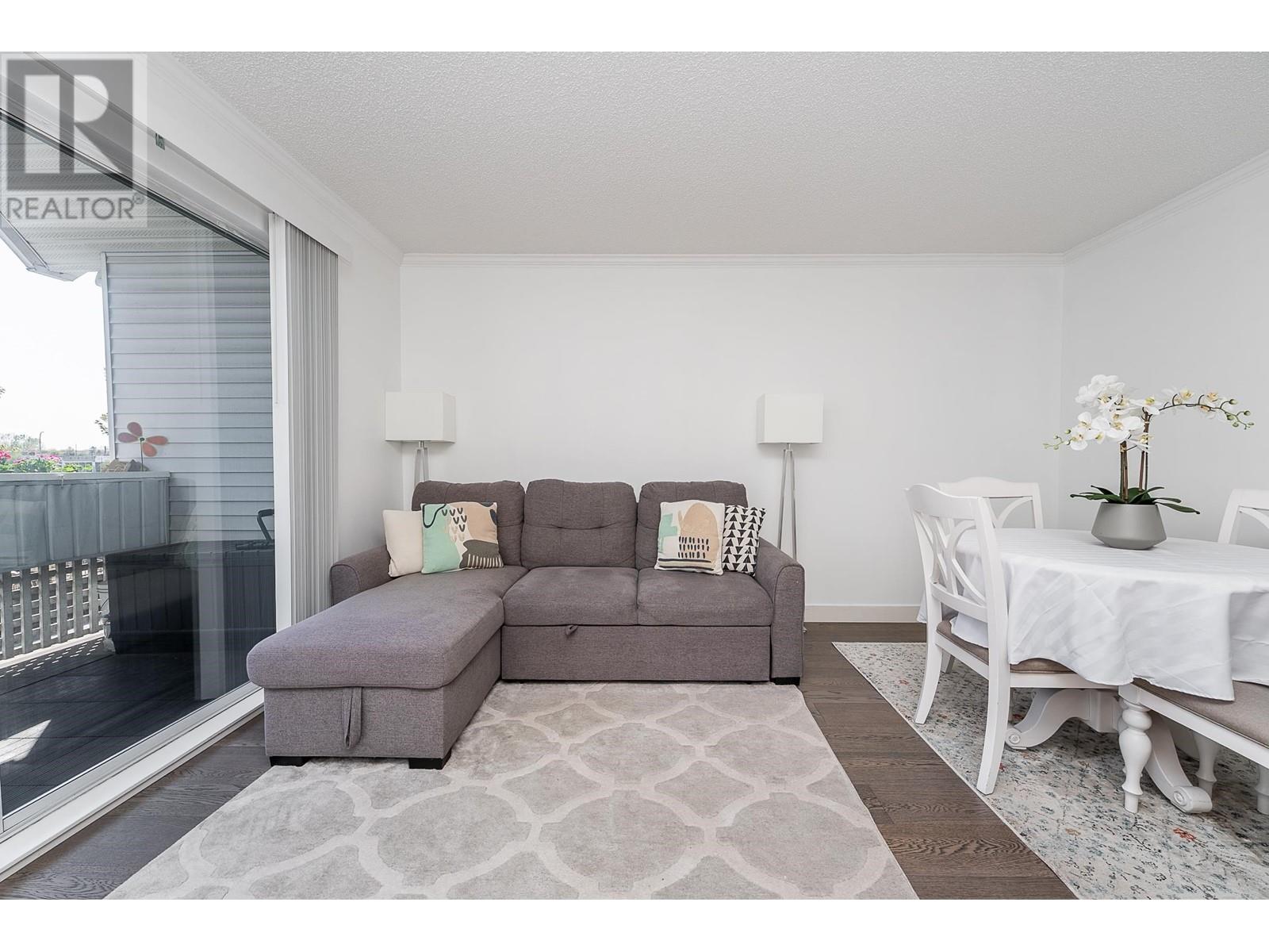 307 2055 SUFFOLK AVENUE, Port Coquitlam real estate listing R2993981