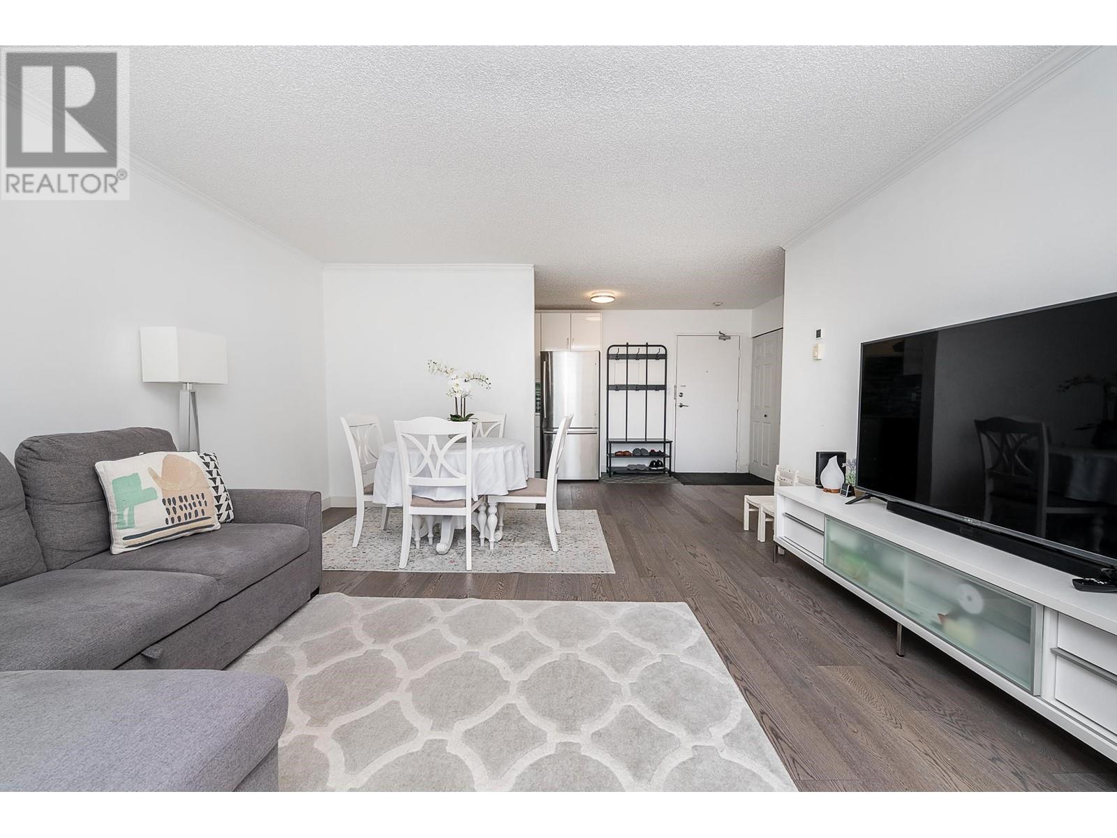 307 2055 SUFFOLK AVENUE, Port Coquitlam real estate listing R2993981