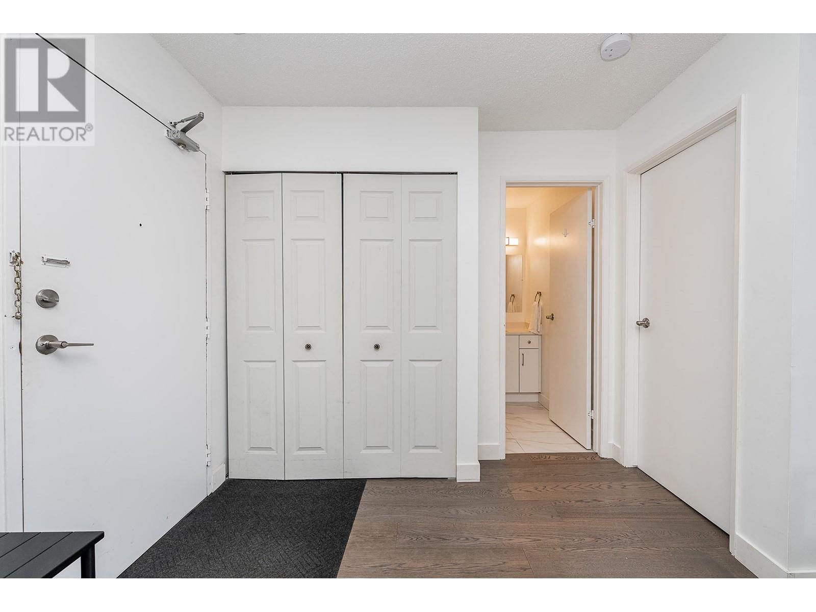307 2055 SUFFOLK AVENUE, Port Coquitlam real estate listing R2993981