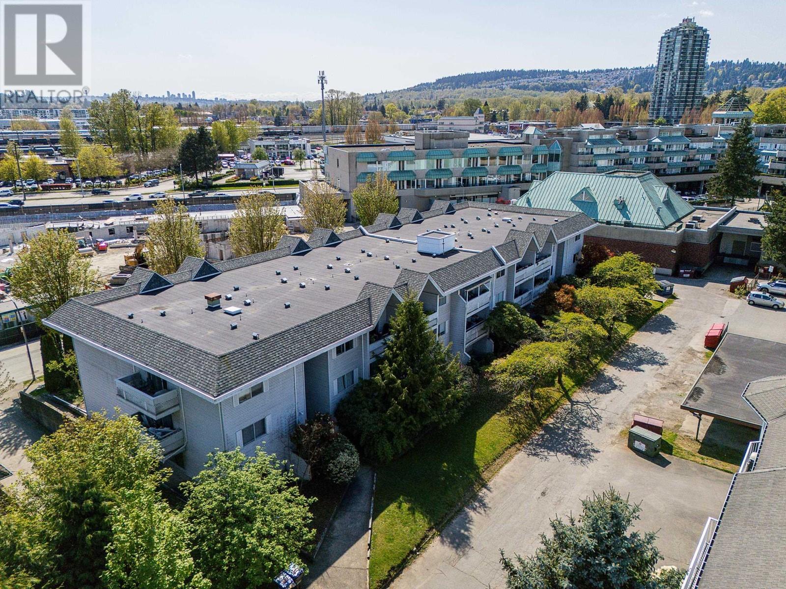 307 2055 SUFFOLK AVENUE, Port Coquitlam real estate listing R2993981