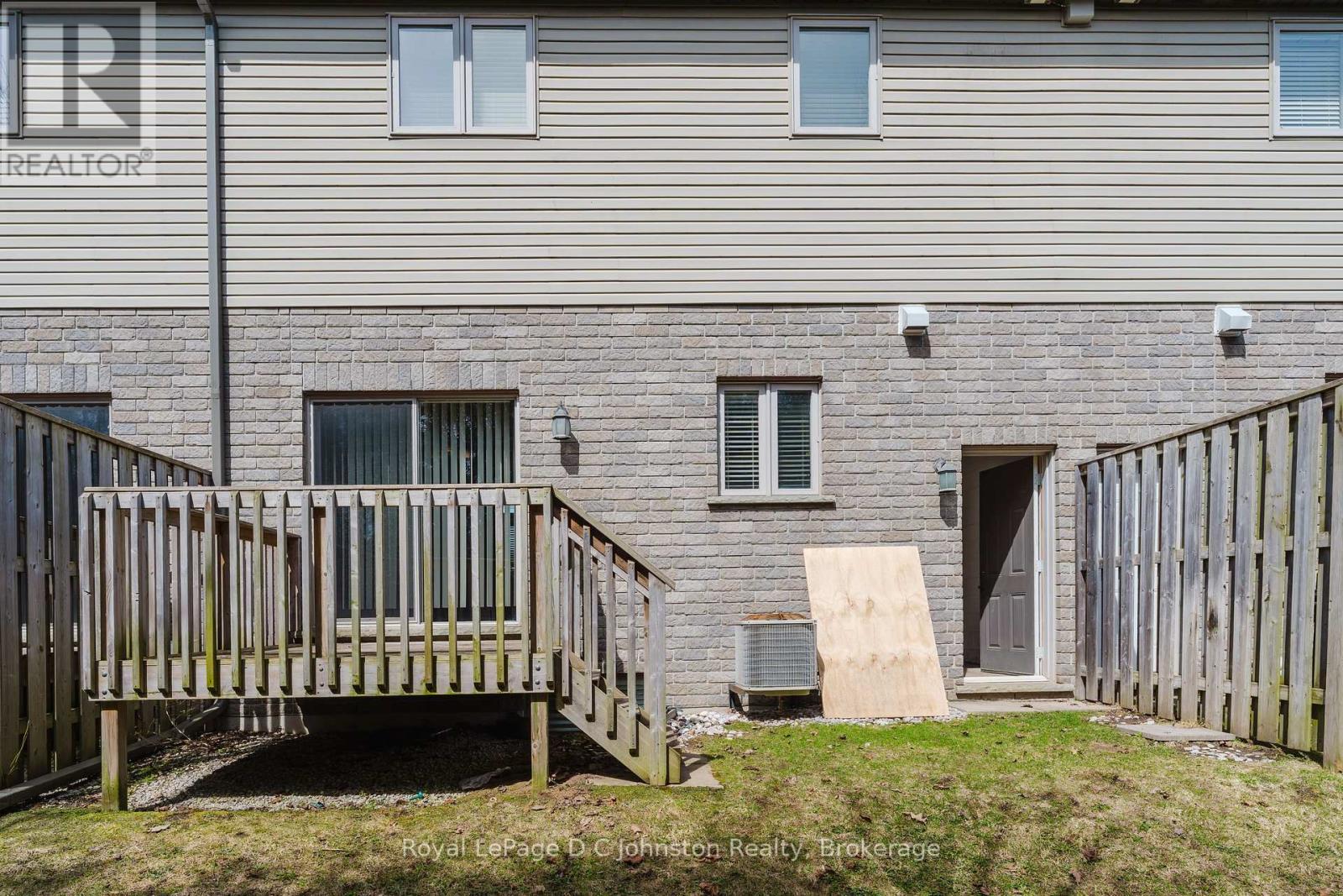 #18 935 GODERICH STREET N - 35