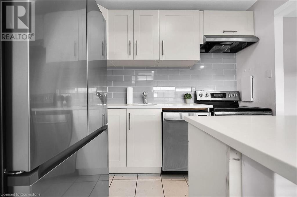 Photo 10 of 15 Albright Road Unit 811, Hamilton ON