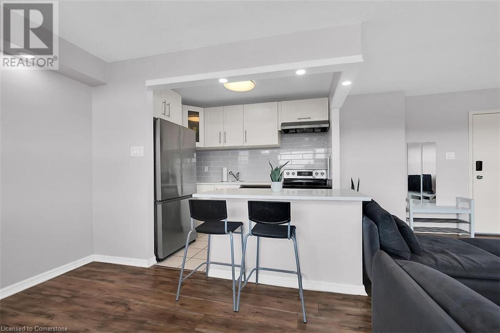 Photo 5 of 15 Albright Road Unit 811, Hamilton ON