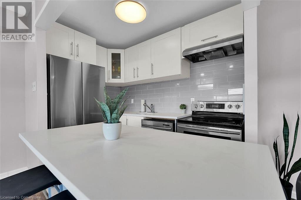 Photo 8 of 15 Albright Road Unit 811, Hamilton ON