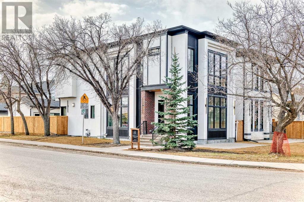Single Family House for Sale in   Avenue NW Parkdale Calgary 