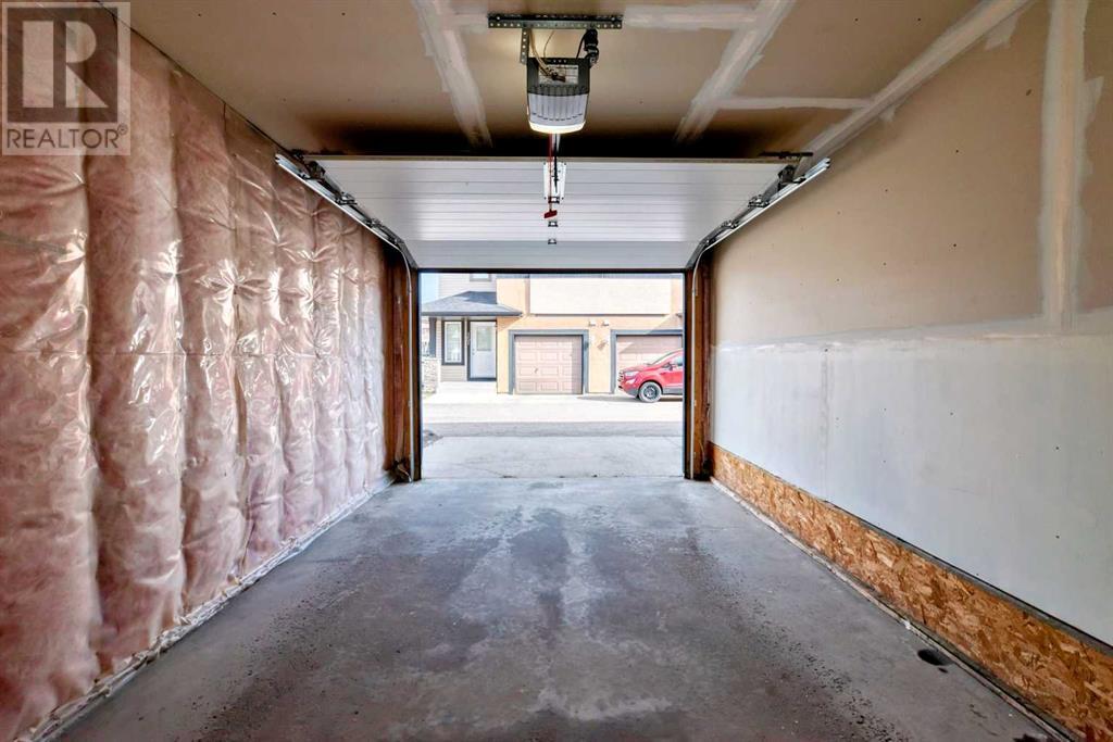 Single Family House for Sale in  Eversyde Common SW Evergreen Calgary 