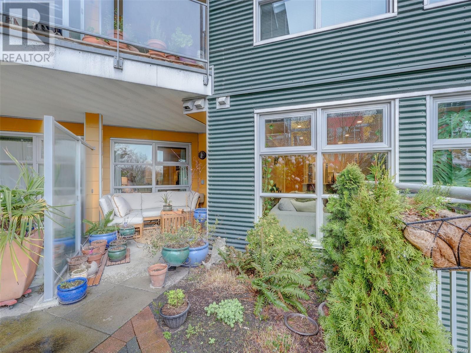 108 797 Tyee Road, Victoria