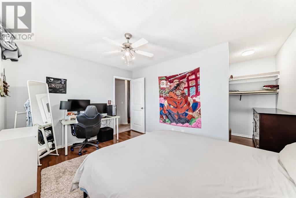 Single Family House for Sale in   Brookpark Drive SW Braeside Calgary 