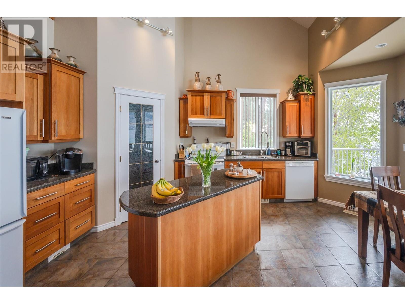 7005 Indian Rock Road Unit# 4, Naramata