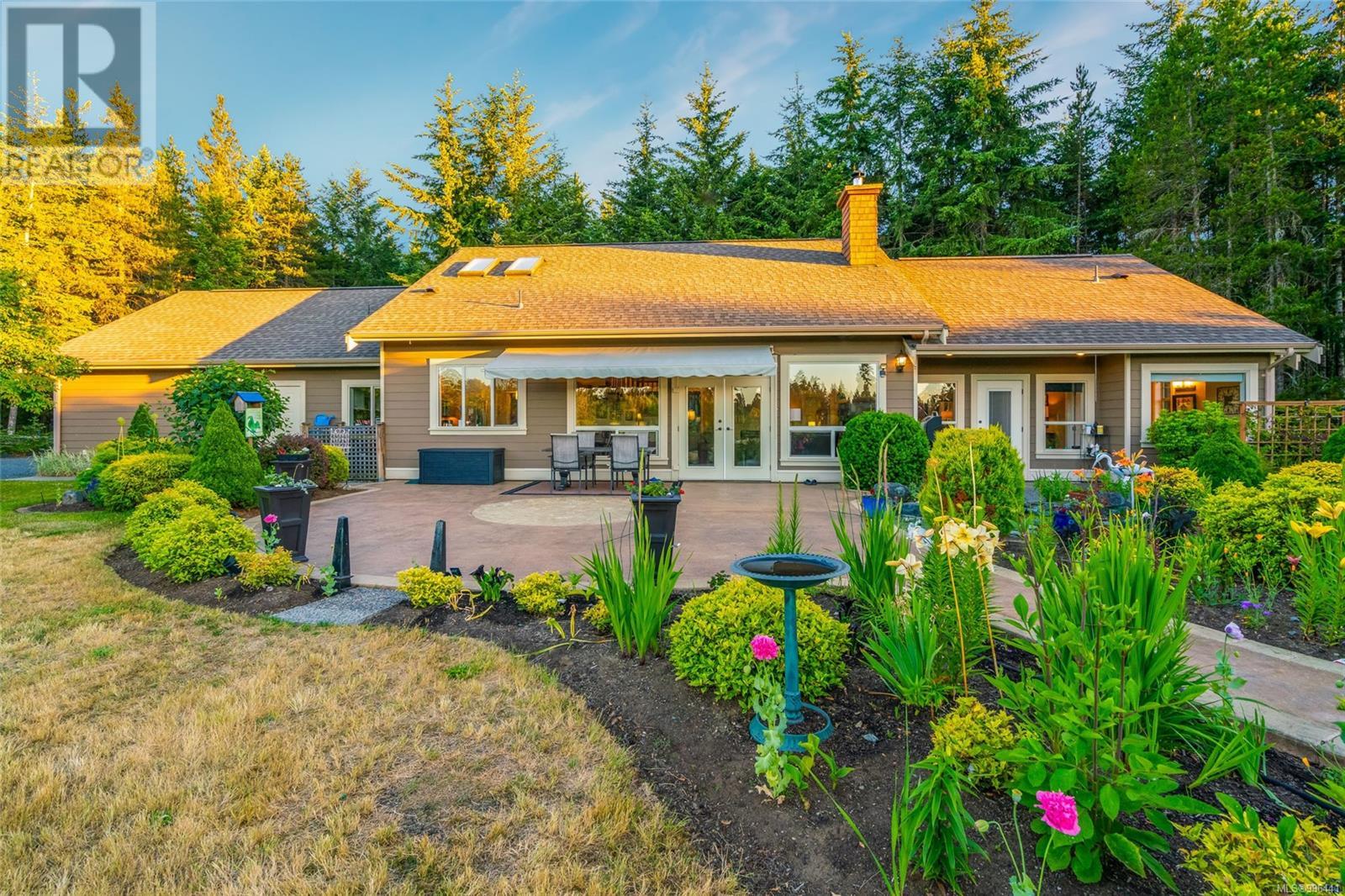 905 Rivers Edge Dr, Nanoose Bay