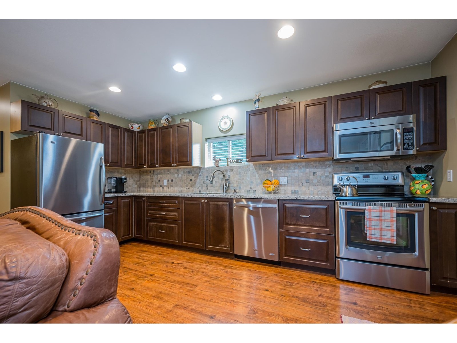 19810 20 AVENUE, Langley real estate listing R2944064