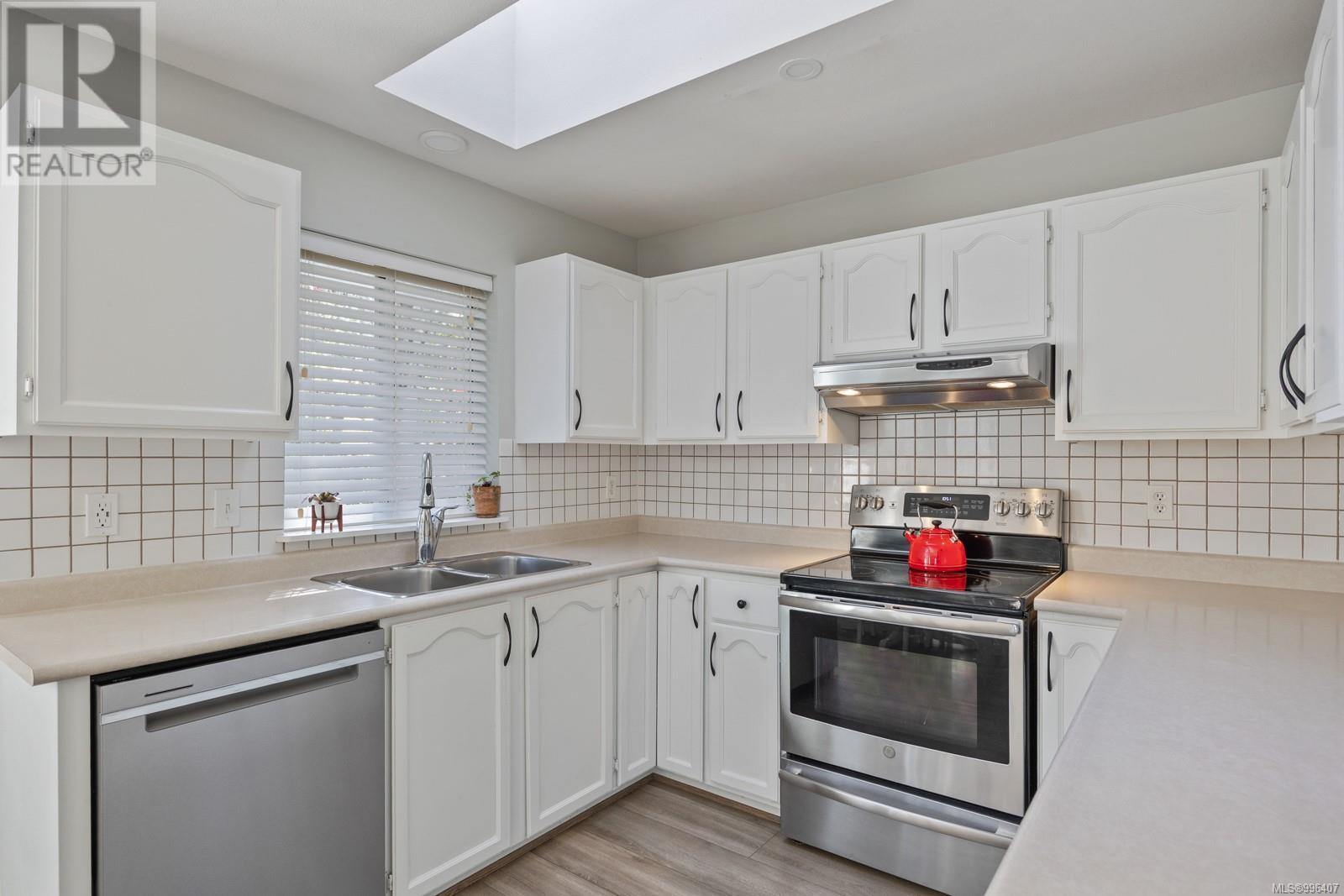1150 Malahat Dr, Courtenay