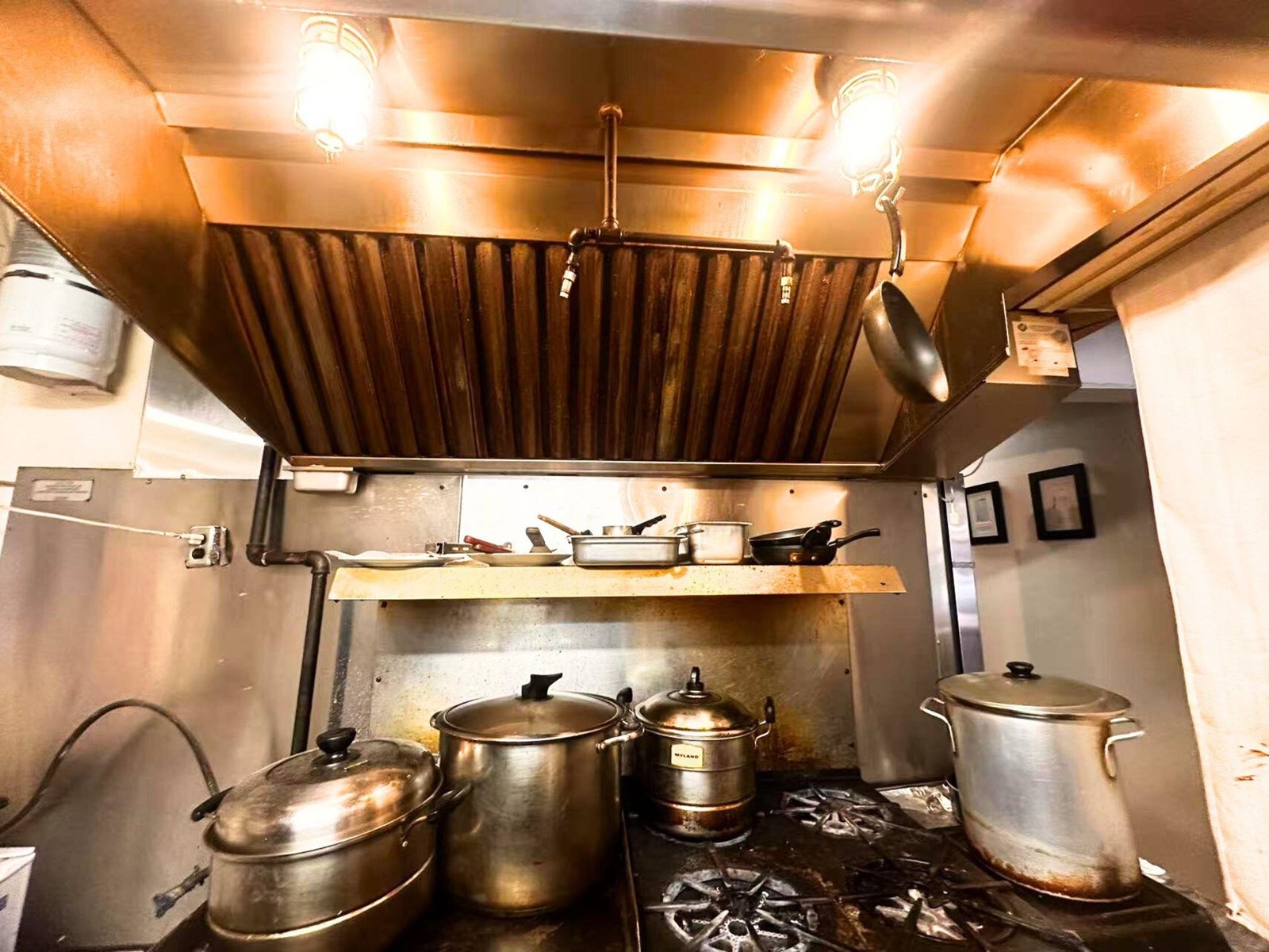 1347 JOHNSTON ROAD, White Rock