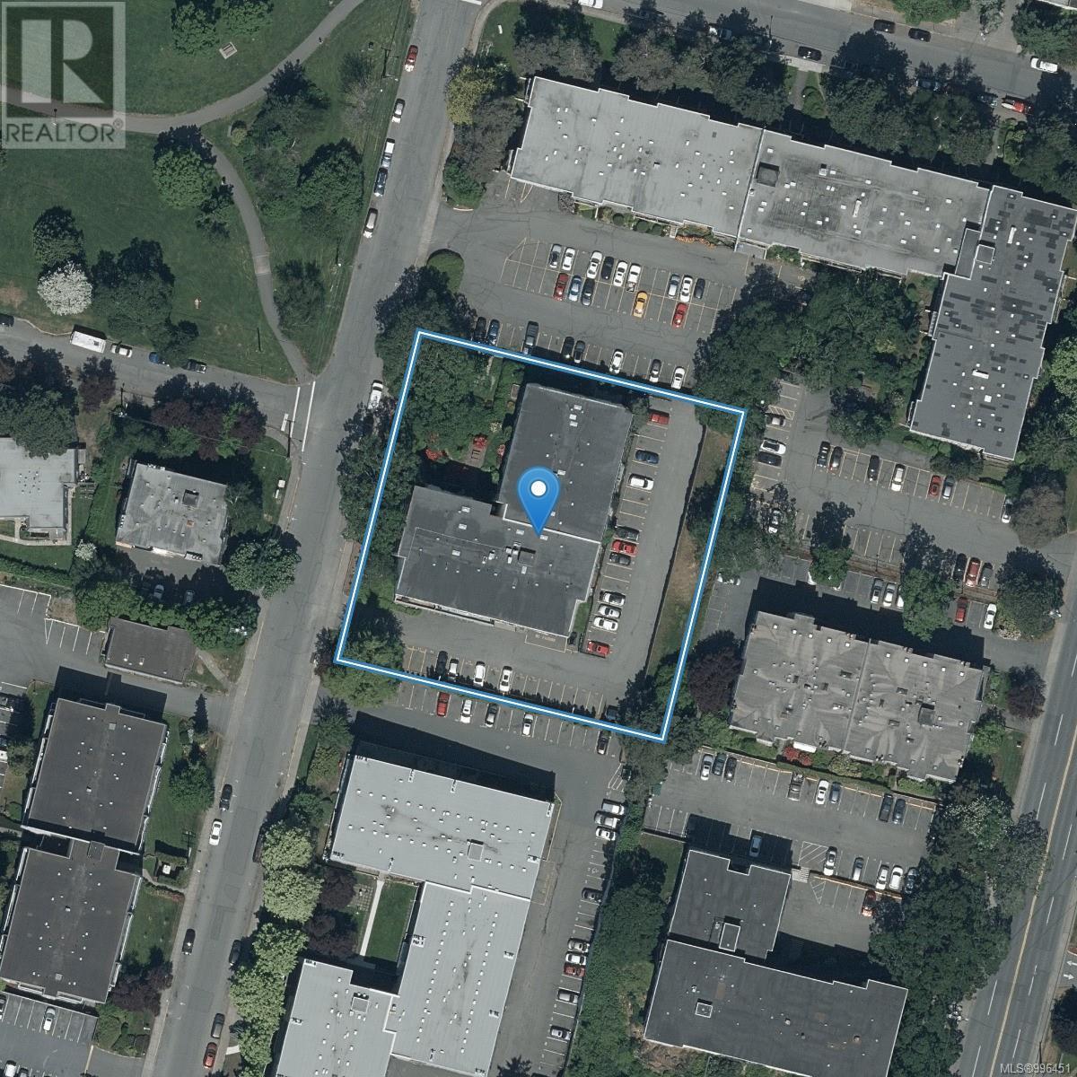 205 3277 Glasgow Avenue, Saanich