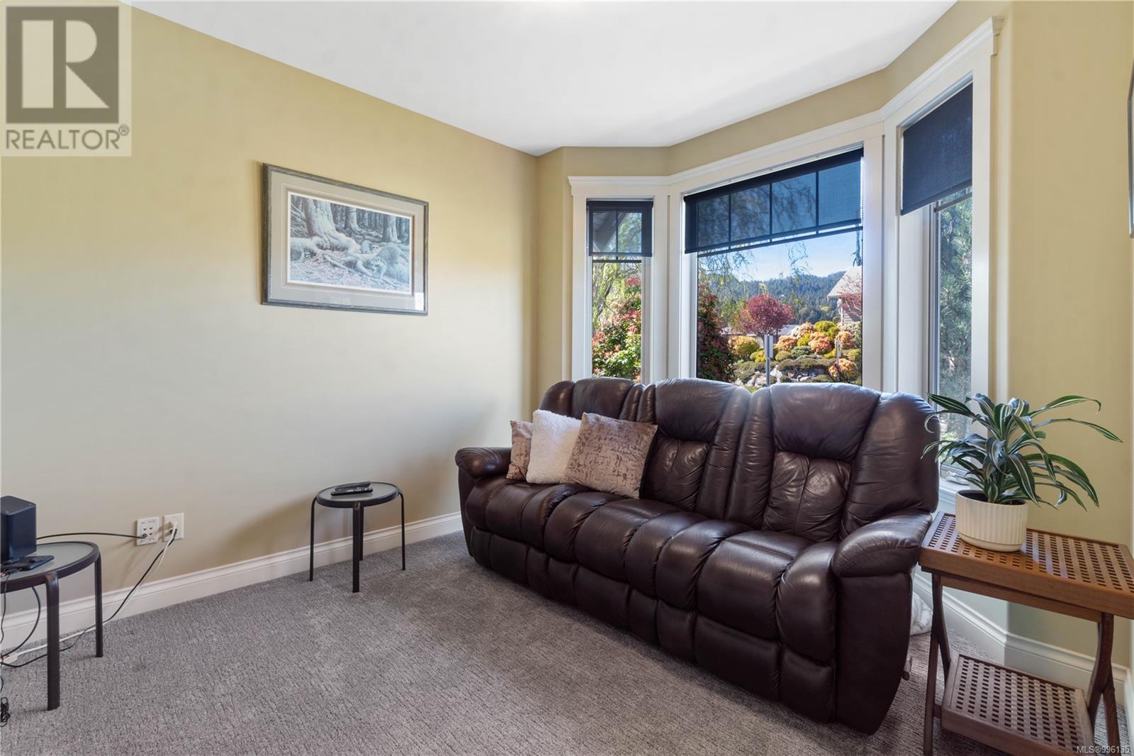602 Steele Pl, Ladysmith