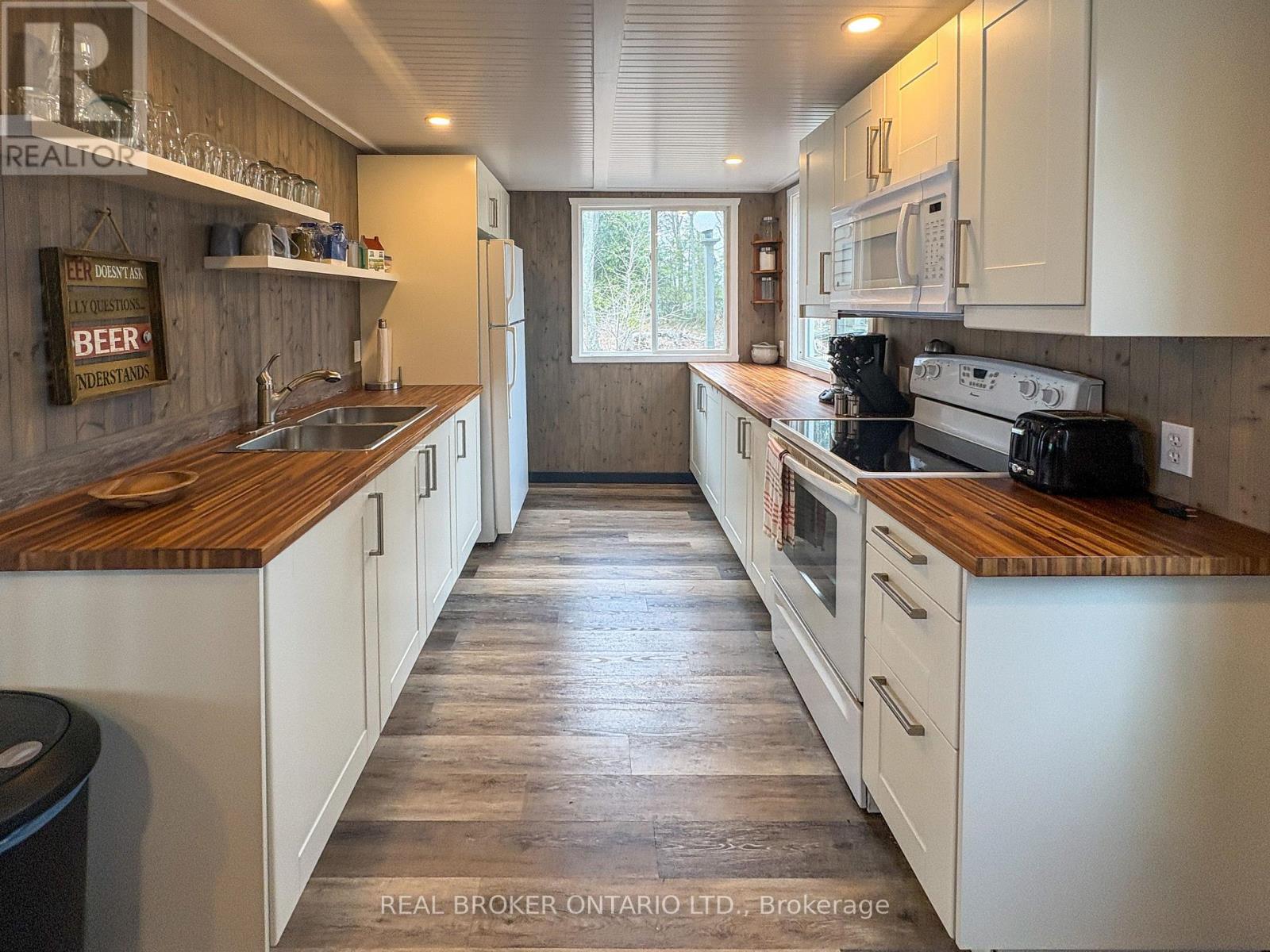 Photo 8 of 101 Fairclough Island, Drummond North Elmsley ON