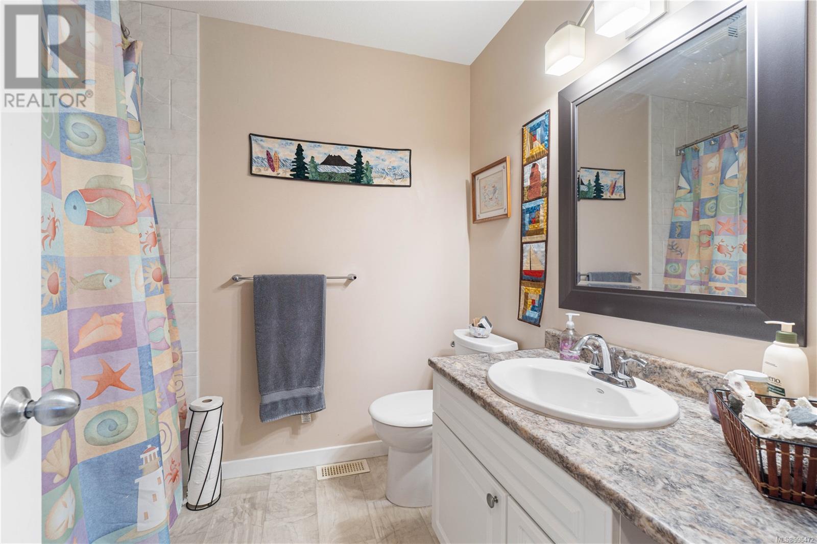 586 Hampstead St, Parksville