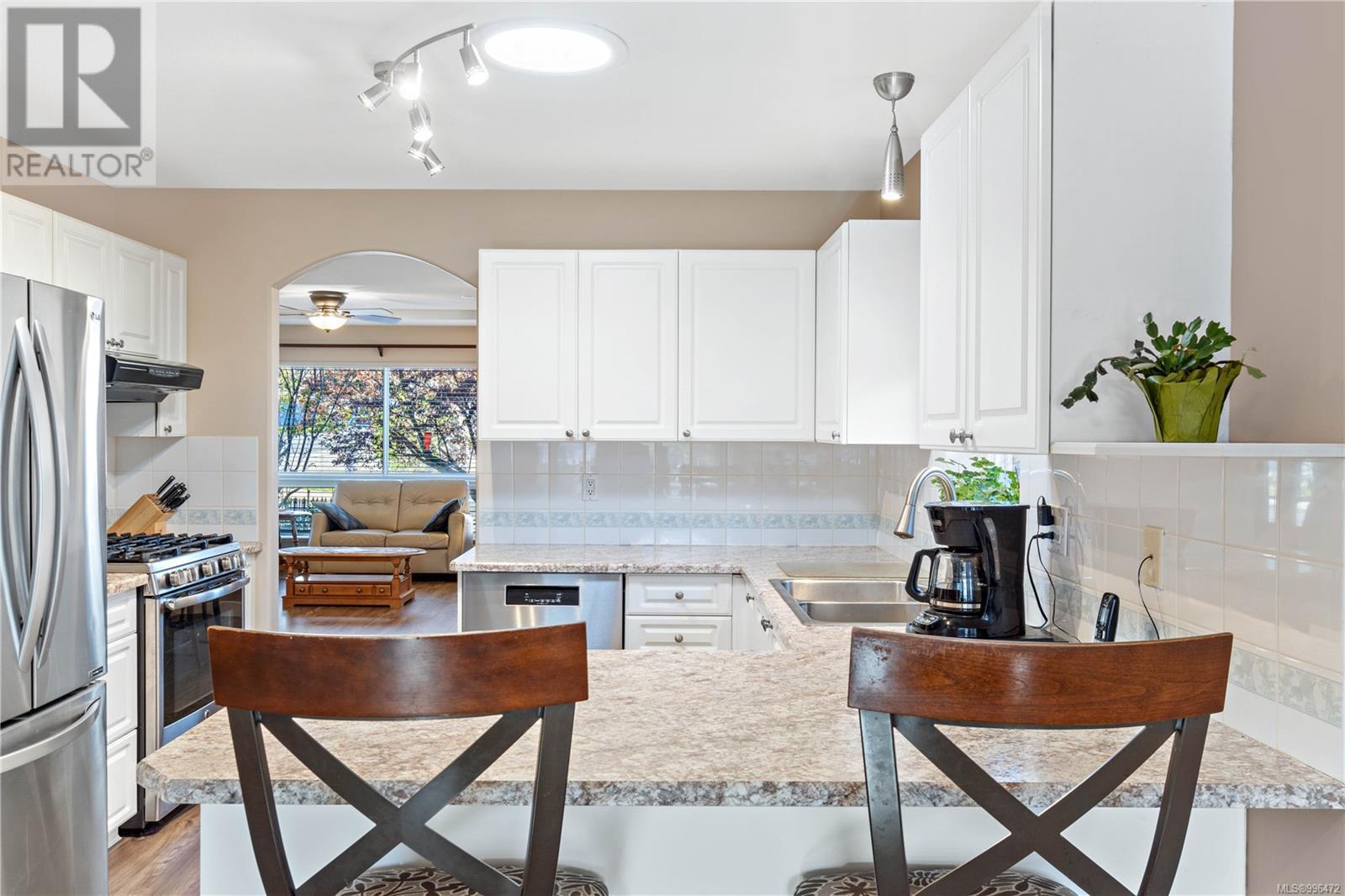 586 Hampstead St, Parksville real estate listing 996472