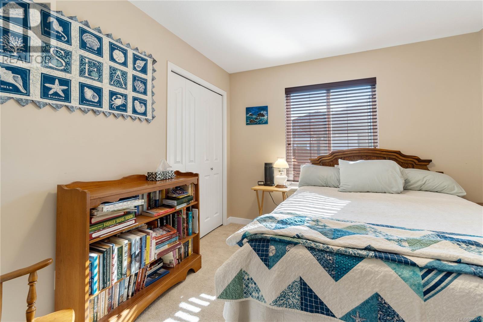 586 Hampstead St, Parksville real estate listing 996472