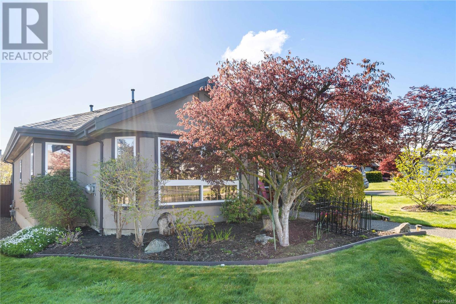 586 Hampstead St, Parksville real estate listing 996472