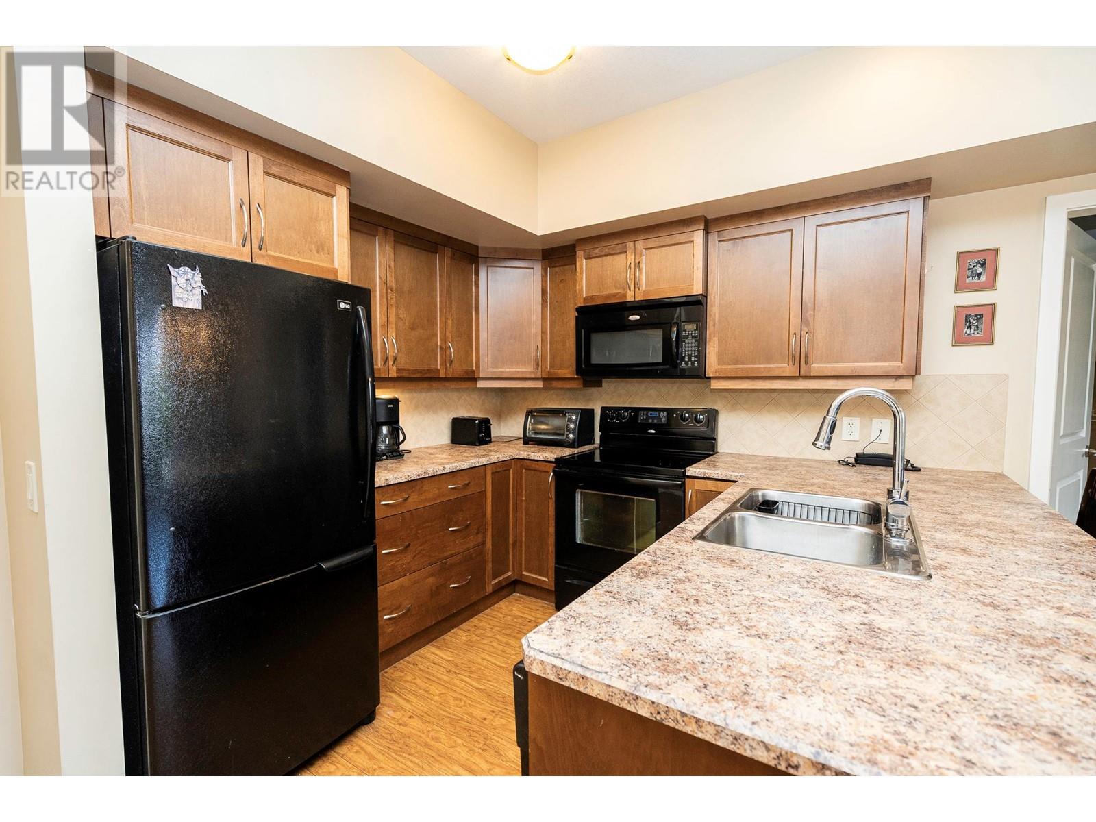 223 850 Saucier Avenue, Kelowna