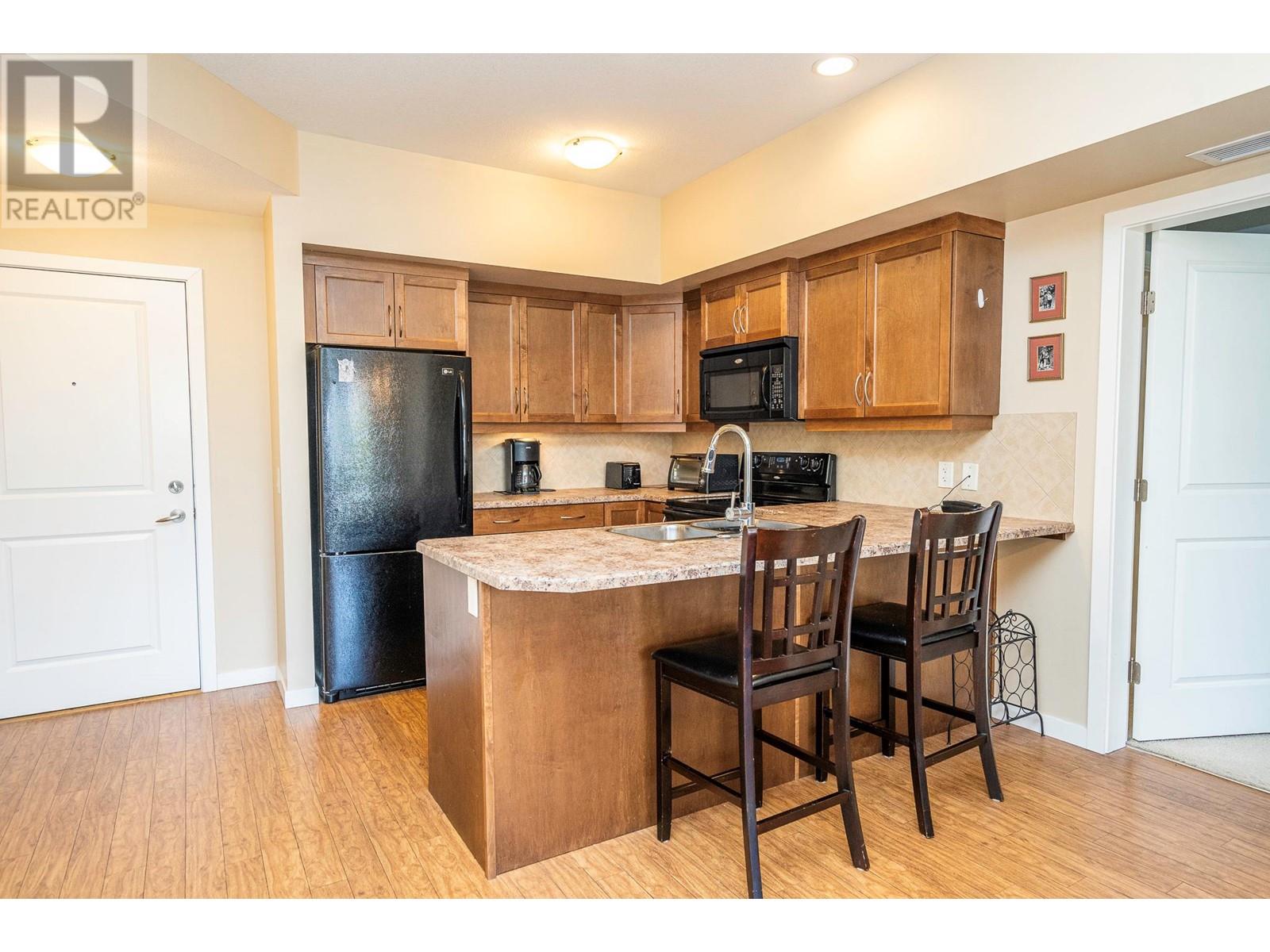 223 850 Saucier Avenue, Kelowna