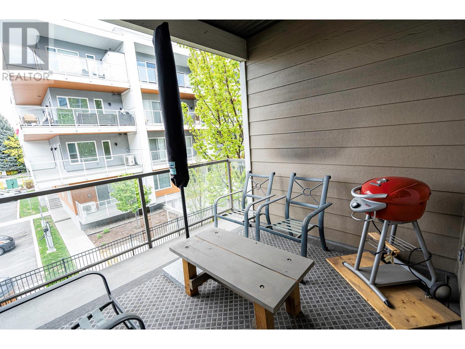 223 850 Saucier Avenue, Kelowna
