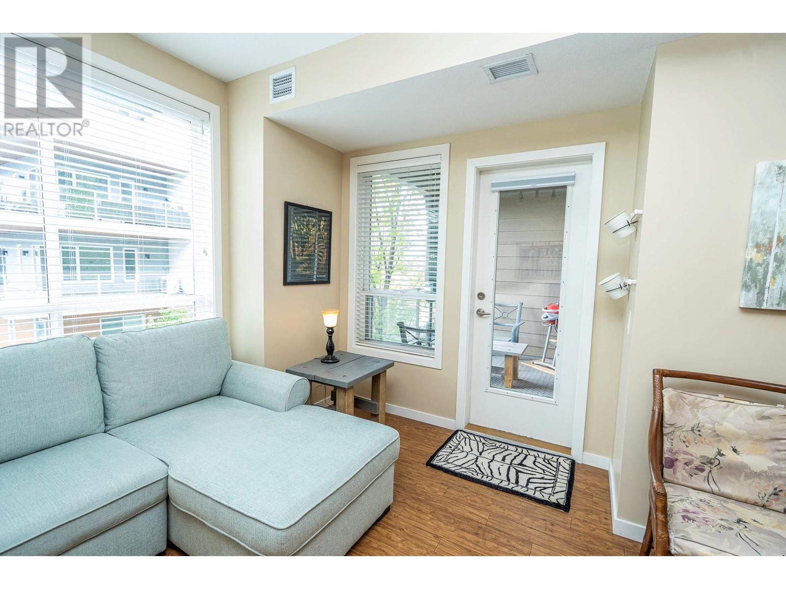 223 850 Saucier Avenue, Kelowna