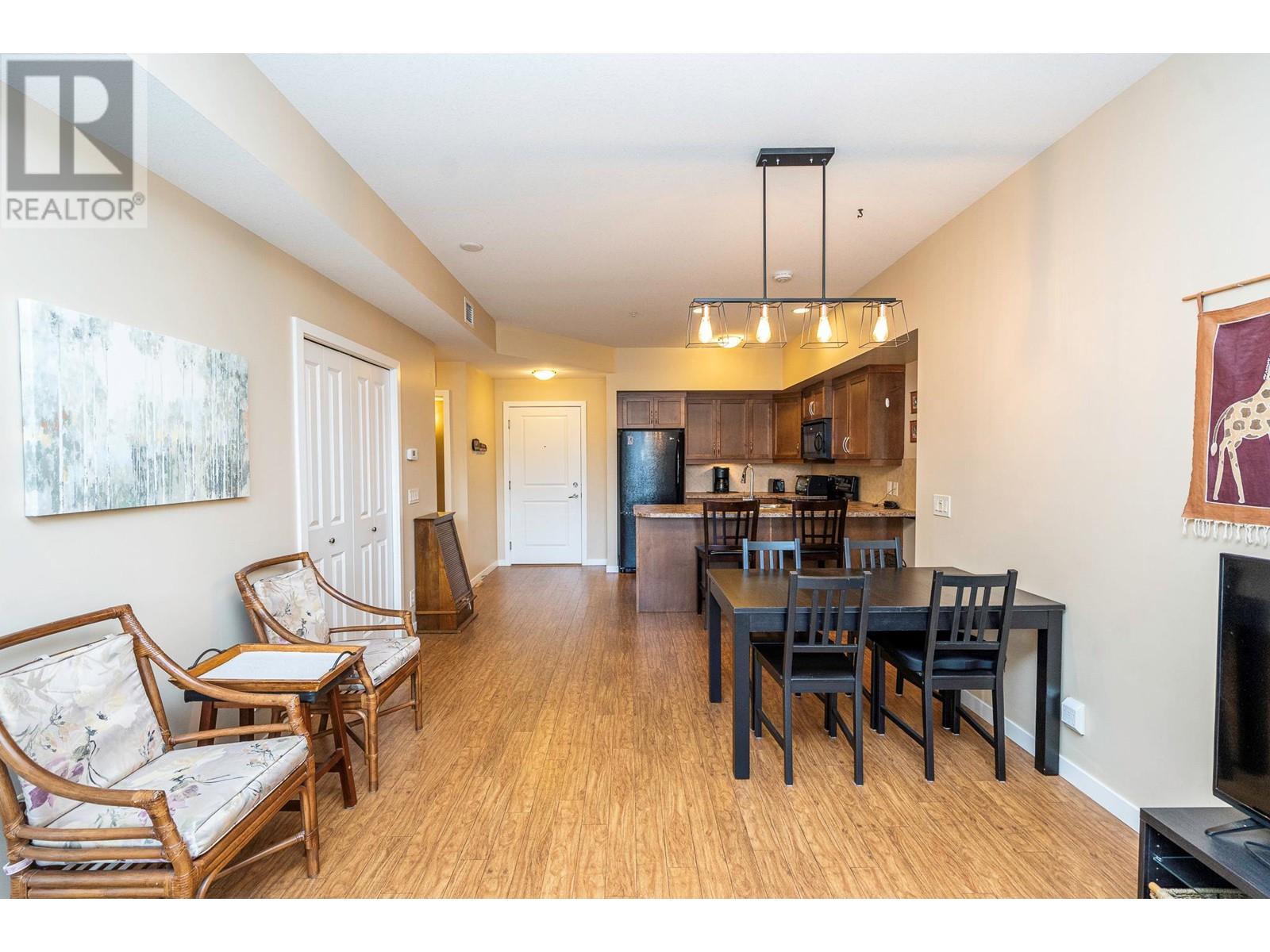 223 850 Saucier Avenue, Kelowna