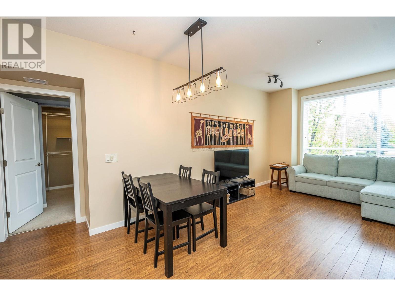 223 850 Saucier Avenue, Kelowna