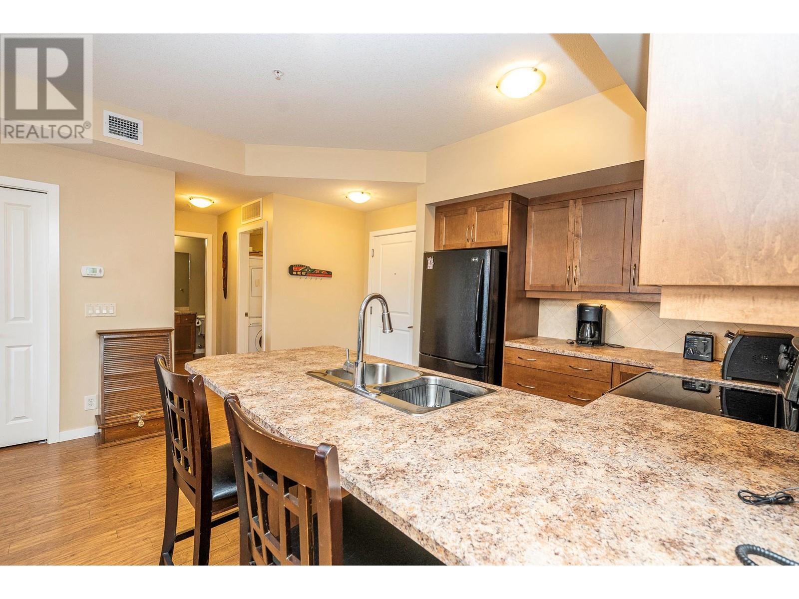 223 850 Saucier Avenue, Kelowna