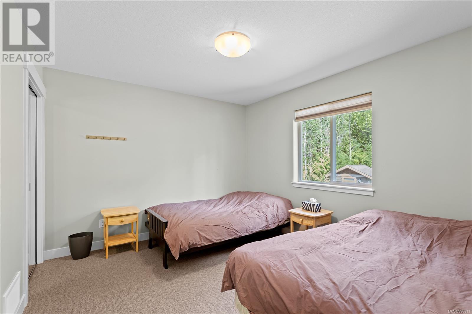 Photo 17 of 3 9624 Lakeshore Rd, Port Alberni BC