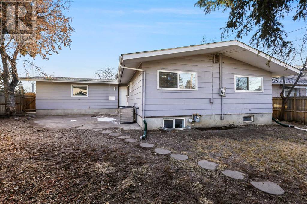 Single Family House Bungalow for Sale in  Acadia Drive SE Lake Bonavista Calgary 