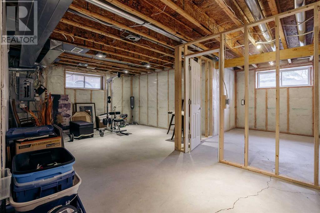 Single Family House for Sale in  Evergreen Park SW Evergreen Calgary 