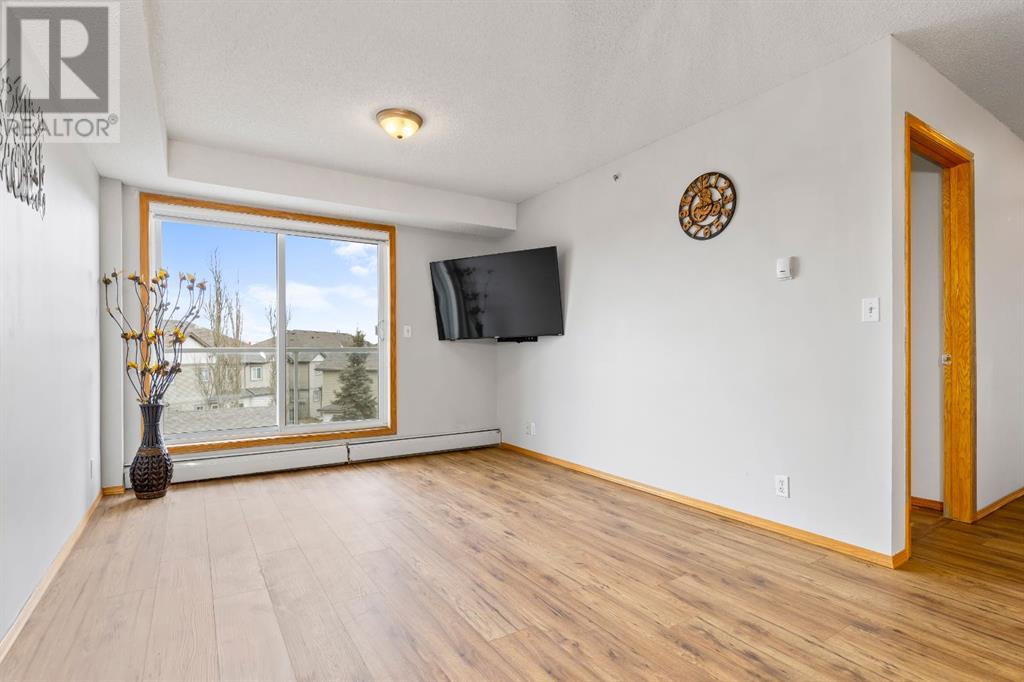 Single Family House Multi-level for Sale in   Saddletree Court NE Saddle Ridge Calgary 