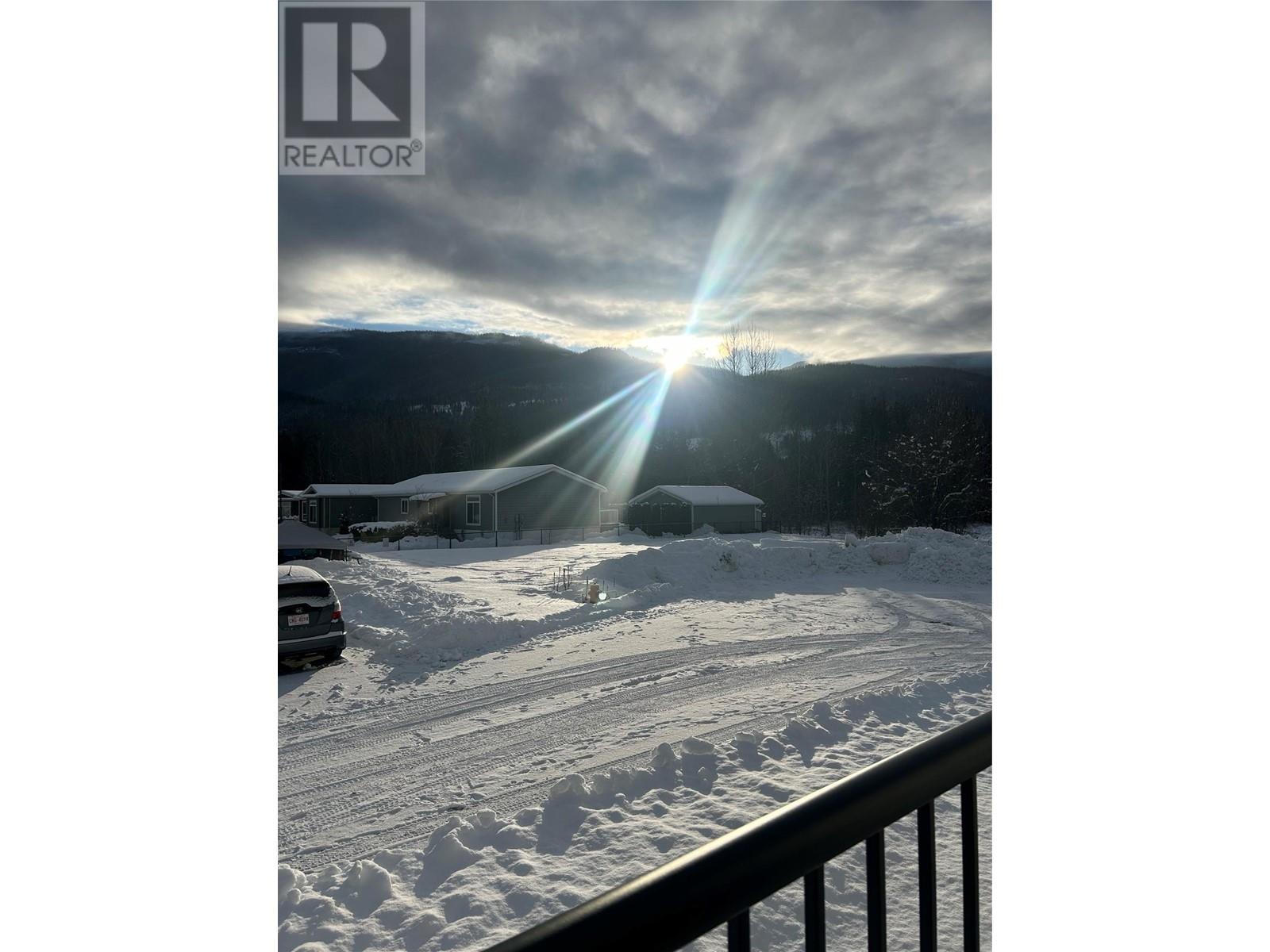 23 1705 Hillier Road East, Sicamous
