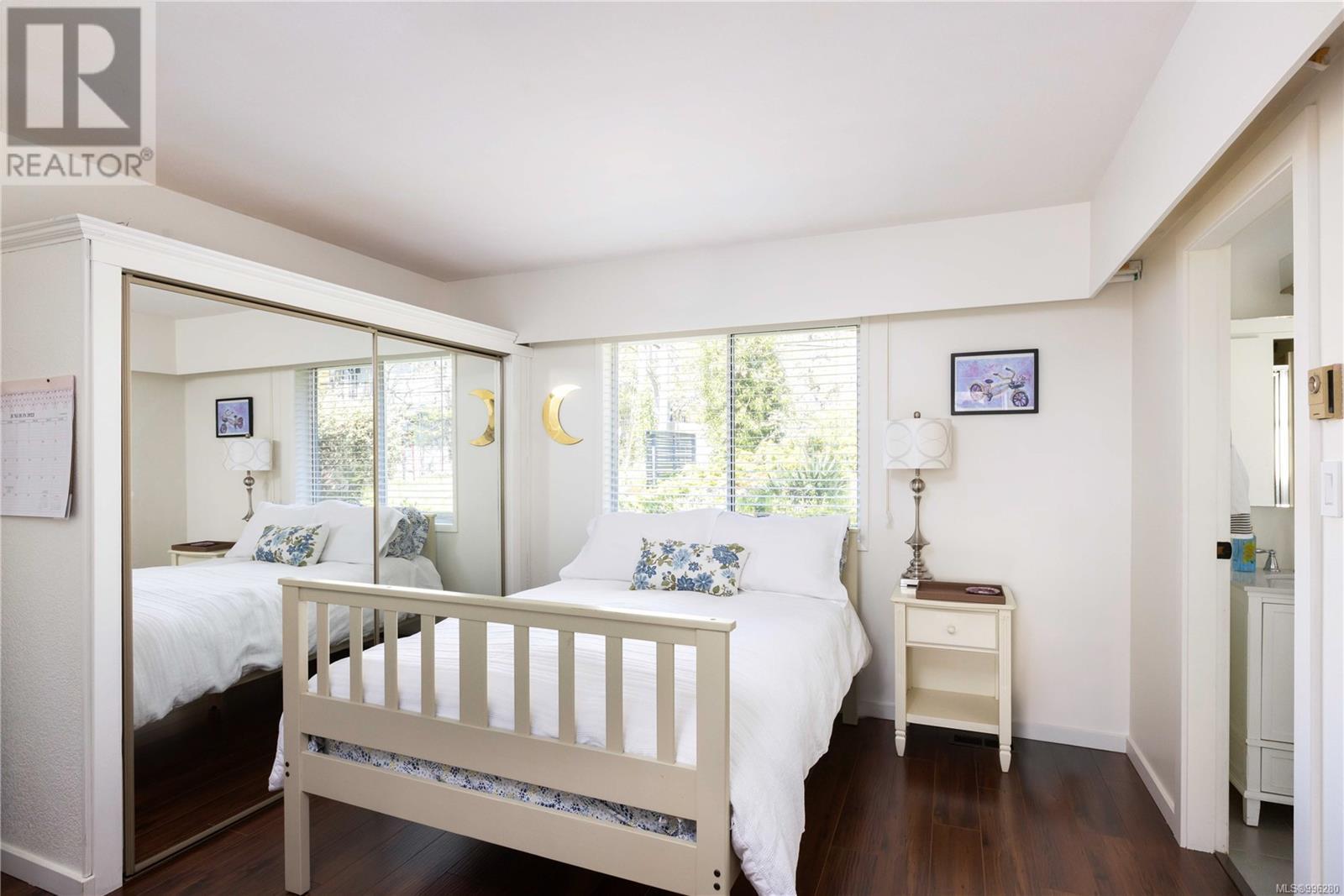  2176 Lansdowne Road, Oak Bay