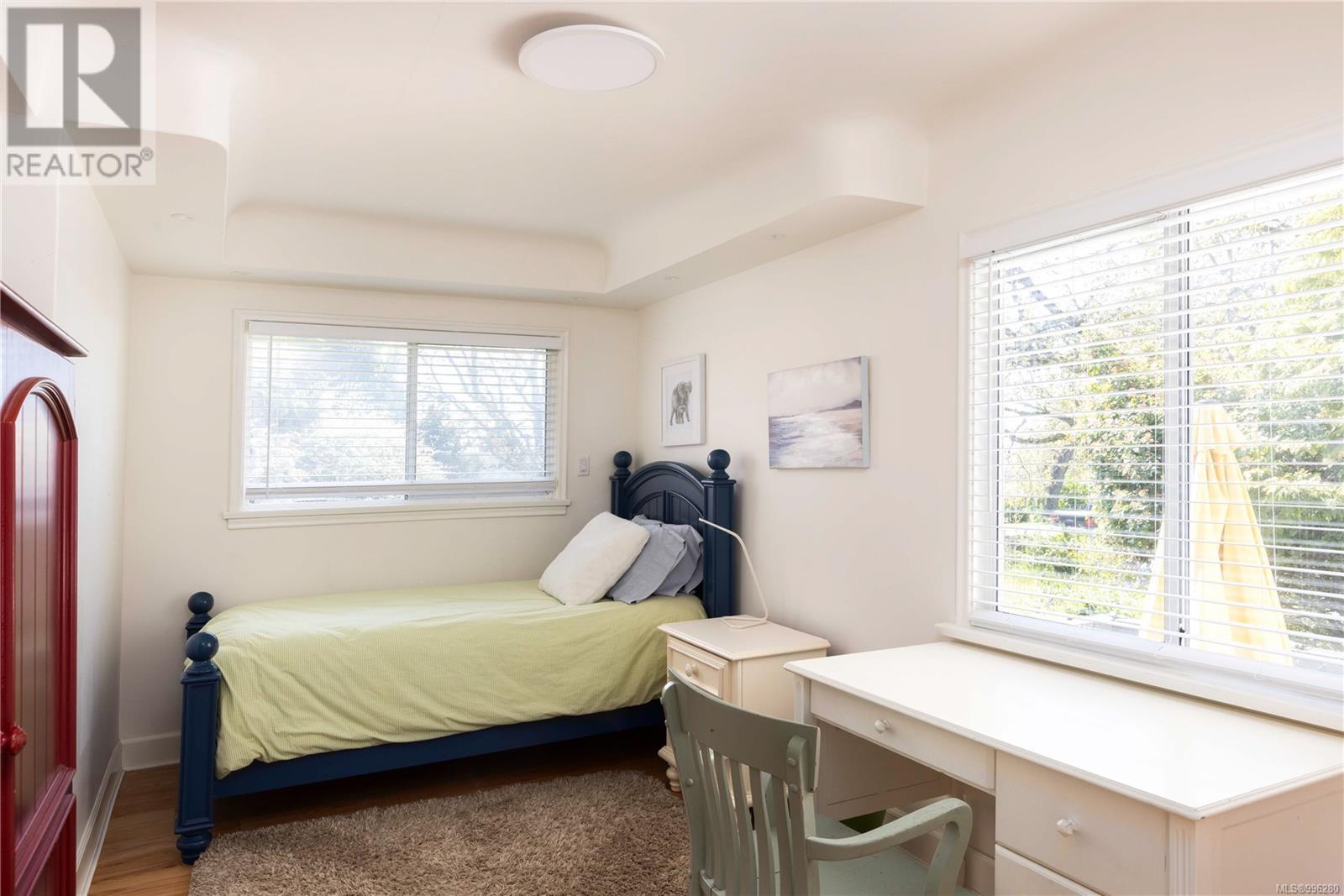  2176 Lansdowne Road, Oak Bay