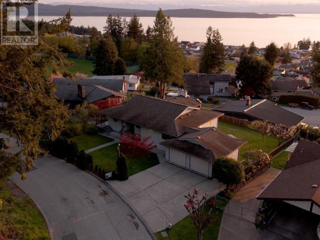 7143 LADNER STREET, Powell River