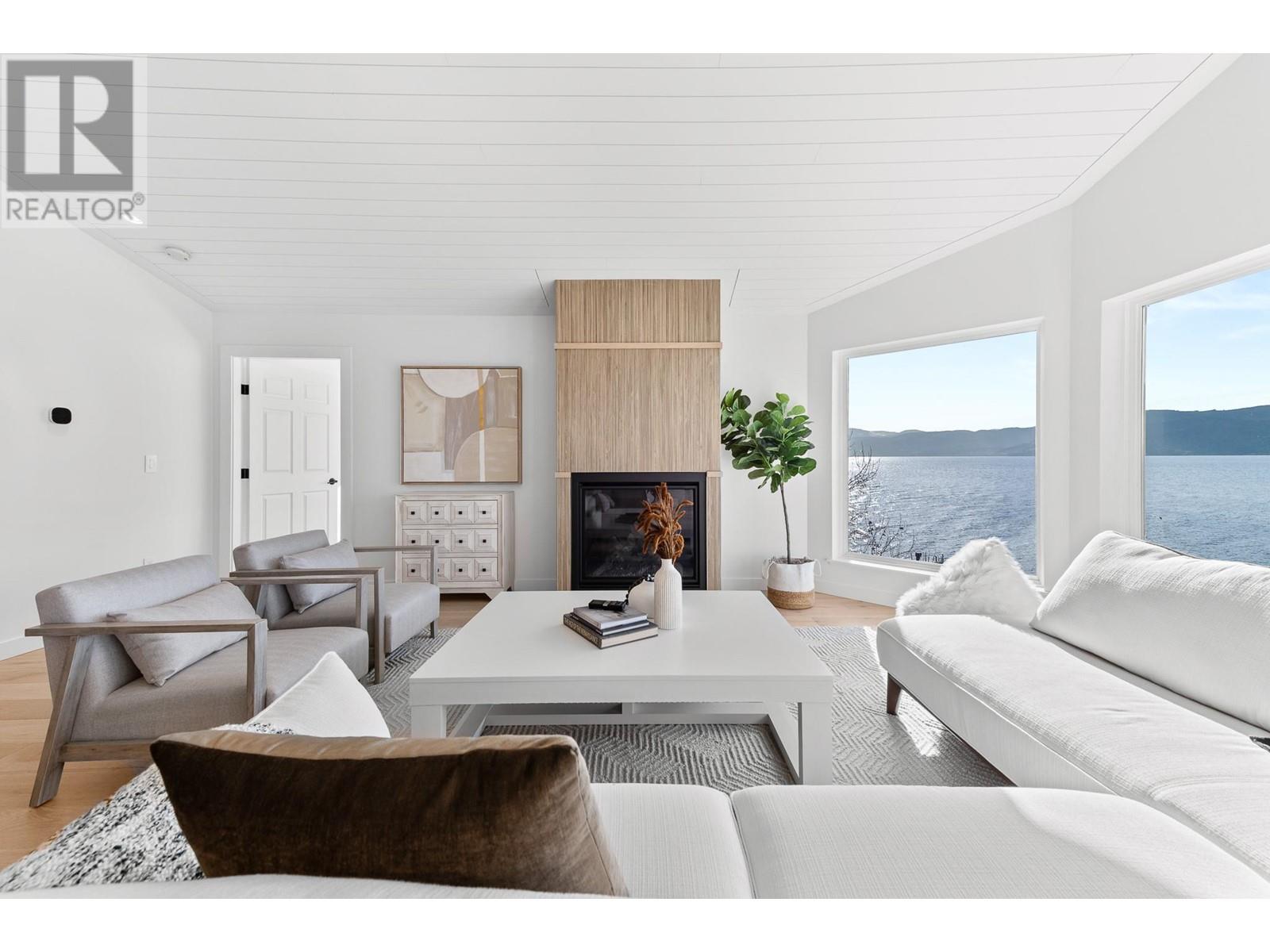  5538 Lakeshore Road, Kelowna